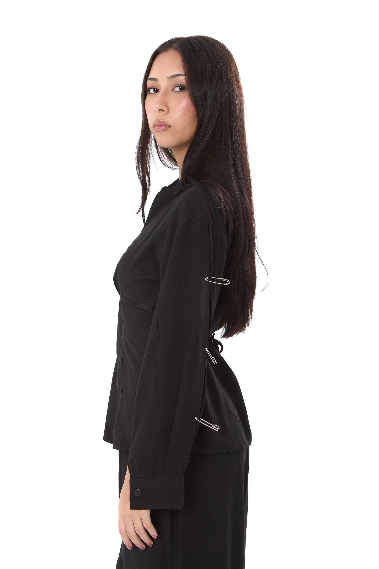 Side Pin Shirt in Black