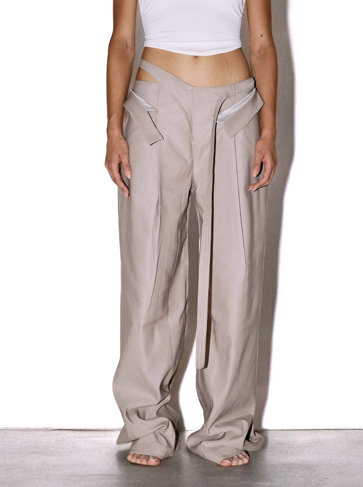 Low Waist Double Fold Pants in Beige