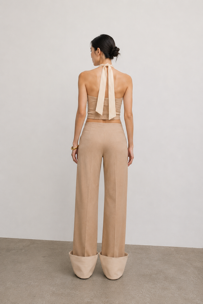 Contrast Set in Beige & White